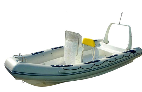 Надувная лодка с жестким дном (RIB) Надувная лодка с жестким дном (RIB)
